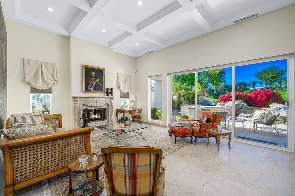 525 Indian Ridge DR, Palm Desert, CA 92211