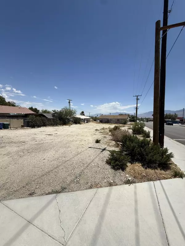 Desert Hot Springs, CA 92240,66011 2nd Street ST