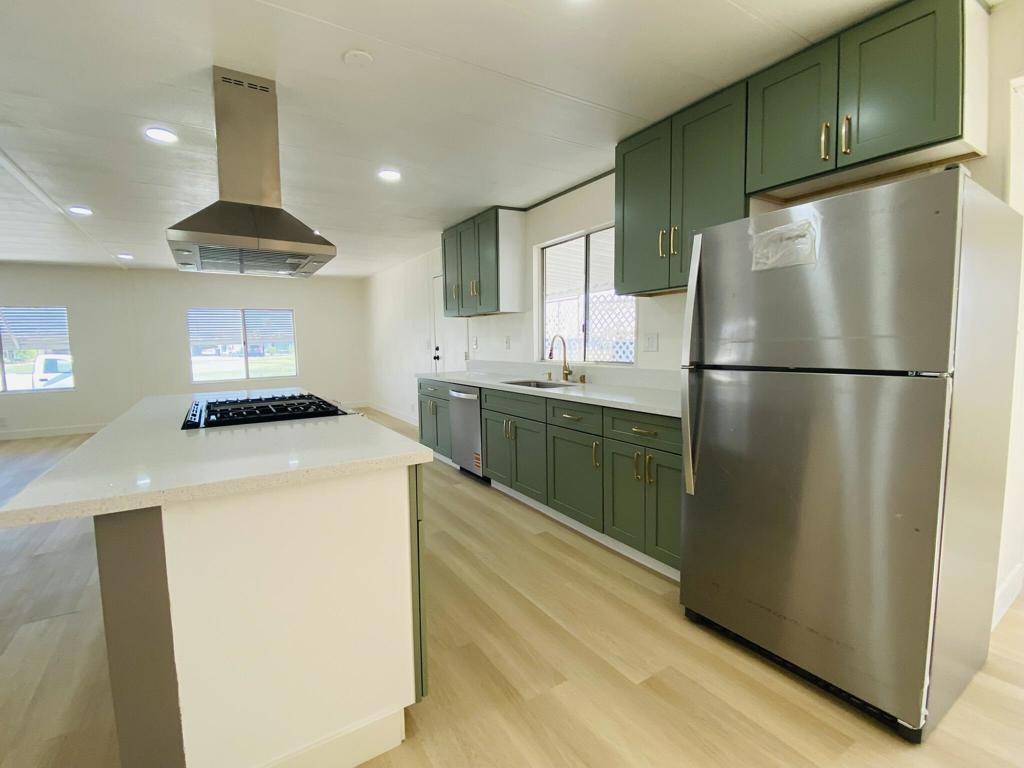 Hemet, CA 92545,601 N Kirby ST #553