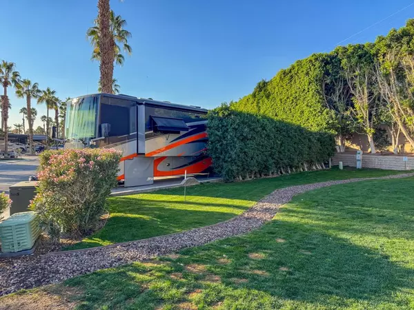 Indio, CA 92201,80394 Ave 48 #156