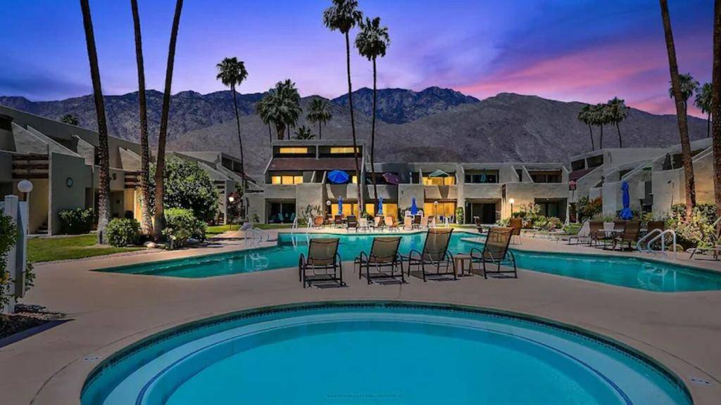 1655 E Palm Canyon DR #116, Palm Springs, CA 92264