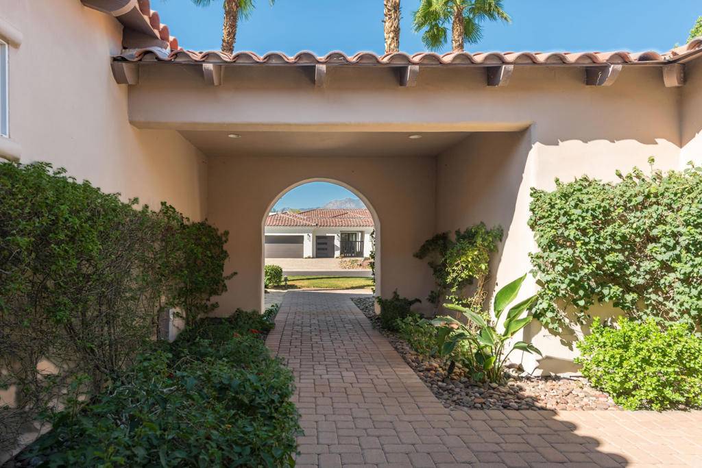 Rancho Mirage, CA 92270,136 Royal Saint Georges WAY
