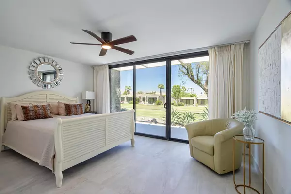 Palm Springs, CA 92262,842 N Calle De Pinos