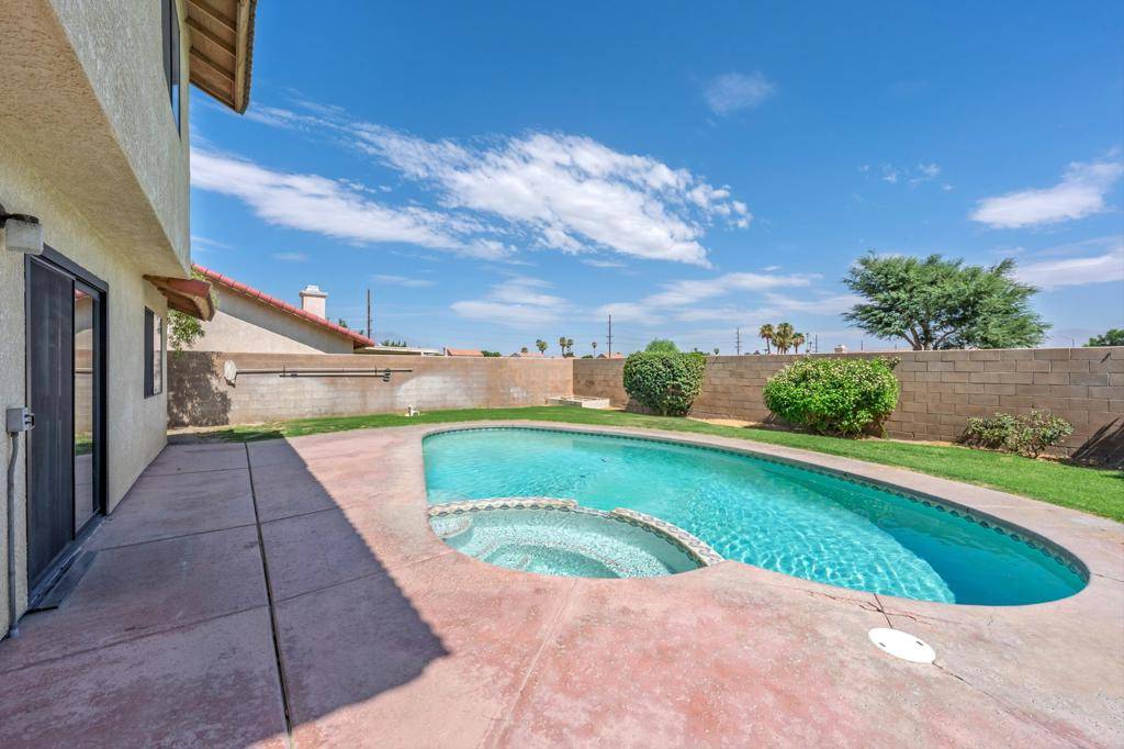 Indio, CA 92201,81064 Jessica WAY