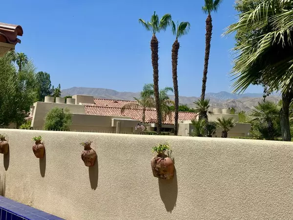 Rancho Mirage, CA 92270,212 S Kavenish DR