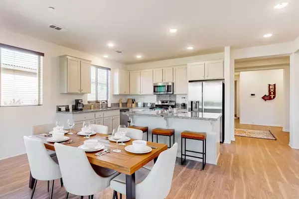 Indio, CA 92201,82747 Chaplin CT
