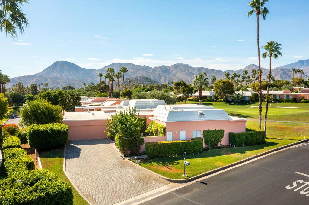 47212 Marrakesh DR, Palm Desert, CA 92260