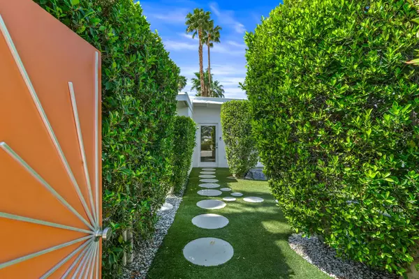 Palm Springs, CA 92262,1115 Pasatiempo RD