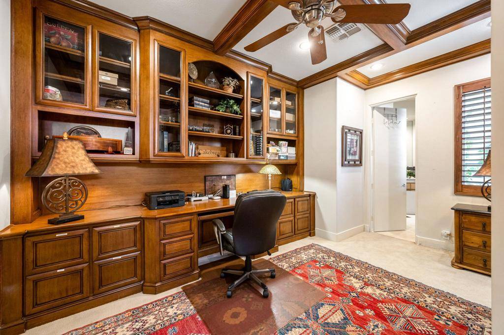 La Quinta, CA 92253,48650 Vista Estrella