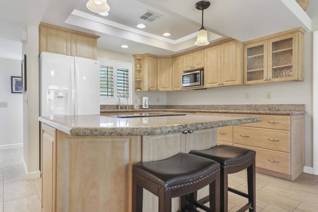 40649 Inverness WAY, Palm Desert, CA 92211