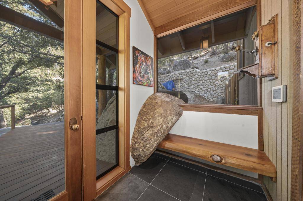 Idyllwild, CA 92549,54789 Wildwood DR