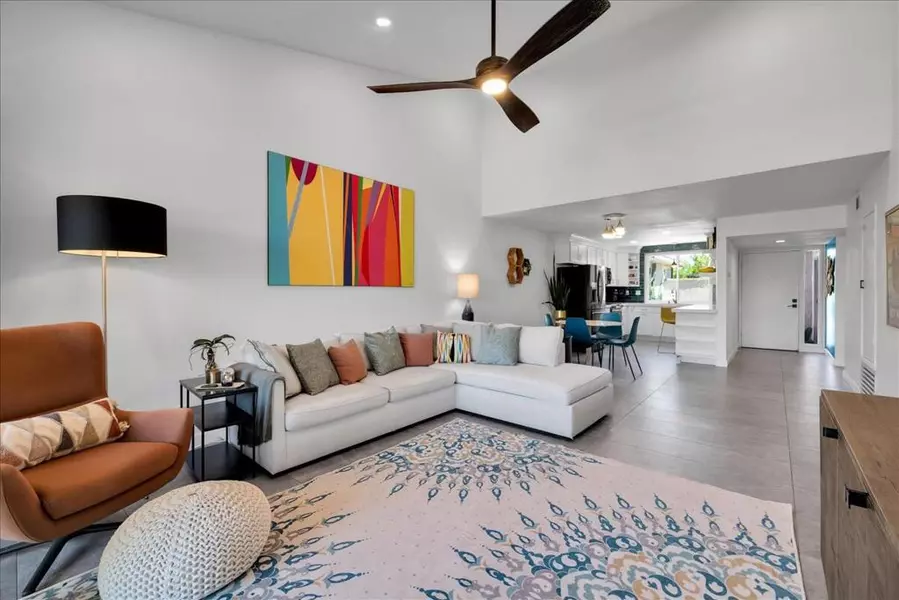 1901 Paseo Pelota, Palm Springs, CA 92262