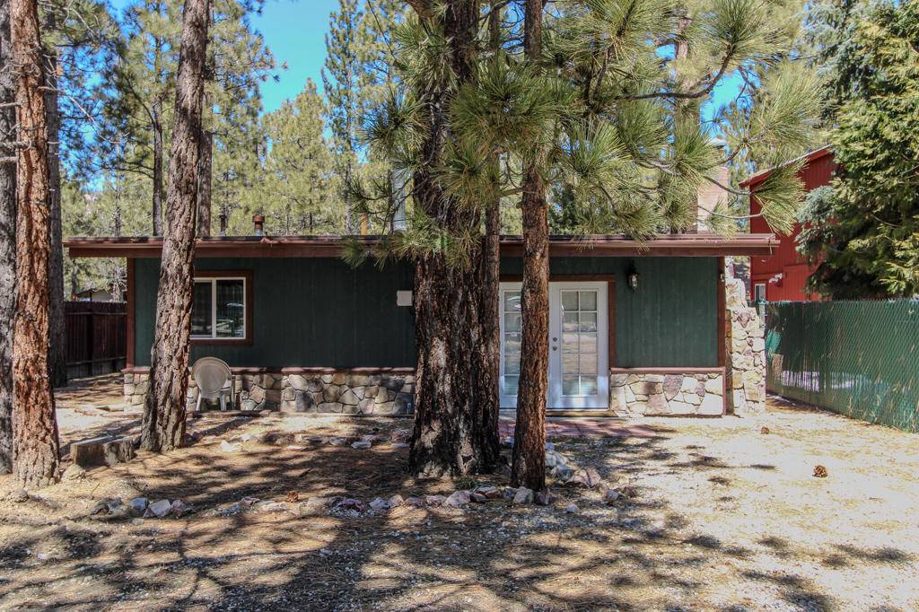 805 E Fairway BLVD, Big Bear, CA 92314