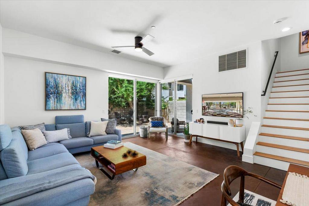 Palm Springs, CA 92262,252 Breeze LOOP