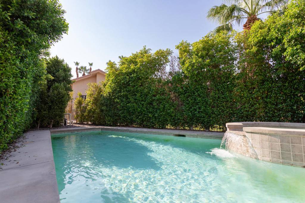 Indio, CA 92201,48305 Pic WAY