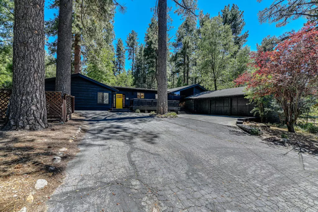 Idyllwild, CA 92549,53155 Toll Gate RD