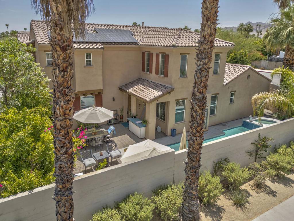 Palm Springs, CA 92262,419 Tan Oak DR