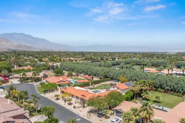 Rancho Mirage, CA 92270,72570 Betty Lane