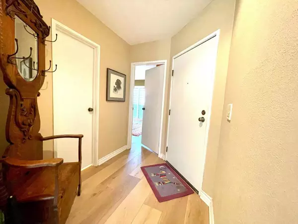 Palm Springs, CA 92264,5301 E Waverly DR #120