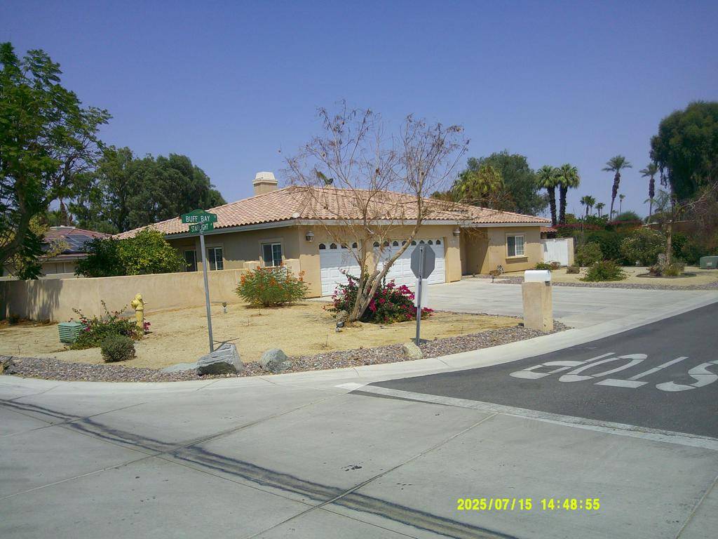 Bermuda Dunes, CA 92203,79150 Buff Bay CT