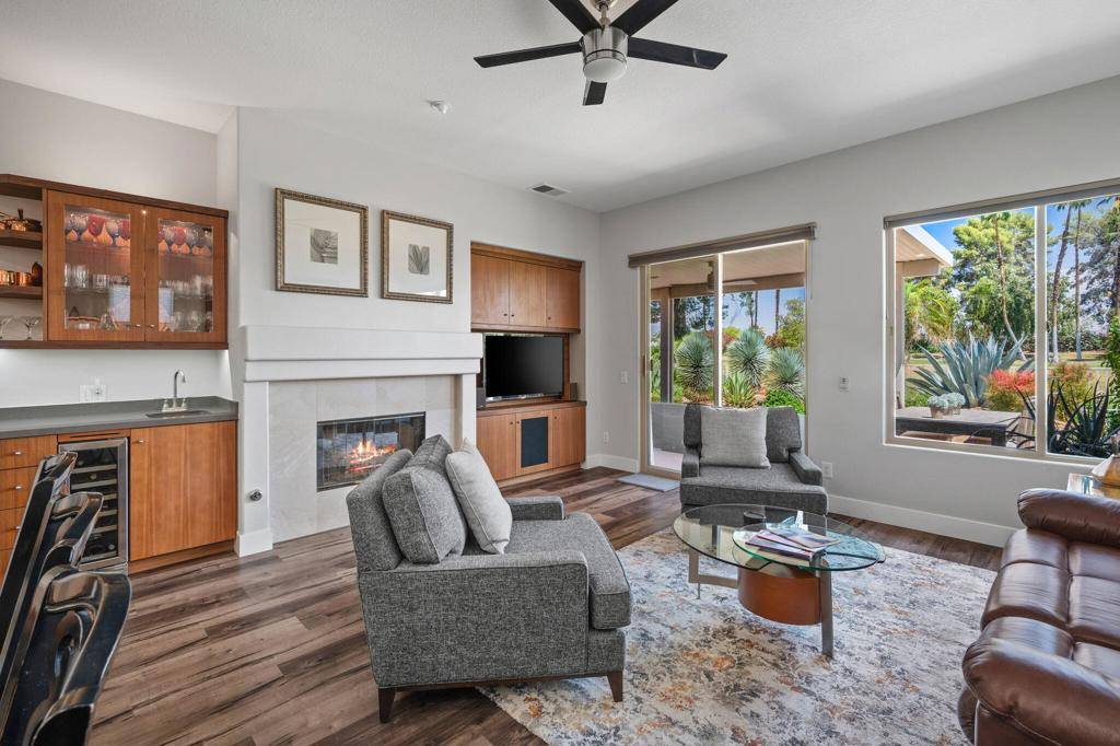 Rancho Mirage, CA 92270,105 N Kavenish DR