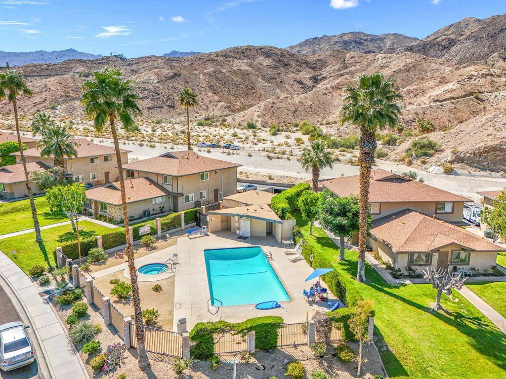 Palm Desert, CA 92260,72611 Edgehill DR #2