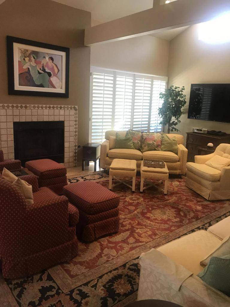 3505 Ridgeview CIR S, Palm Springs, CA 92264