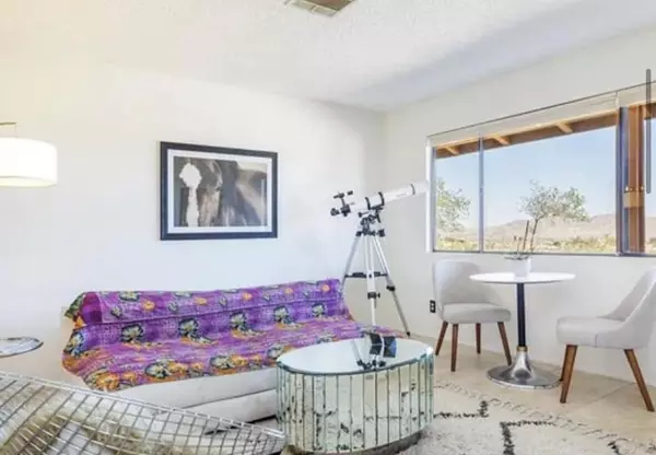 Joshua Tree, CA 92252,7662 Quail Springs RD