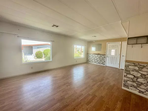 Desert Hot Springs, CA 92240,14777 Palm DR #157