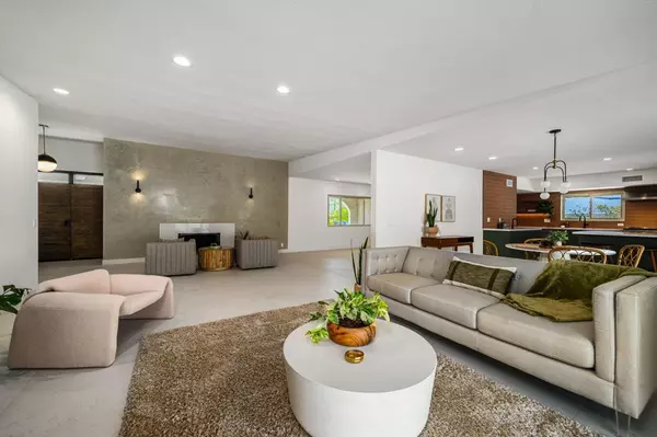 Palm Desert, CA 92260,48335 Alan CIR