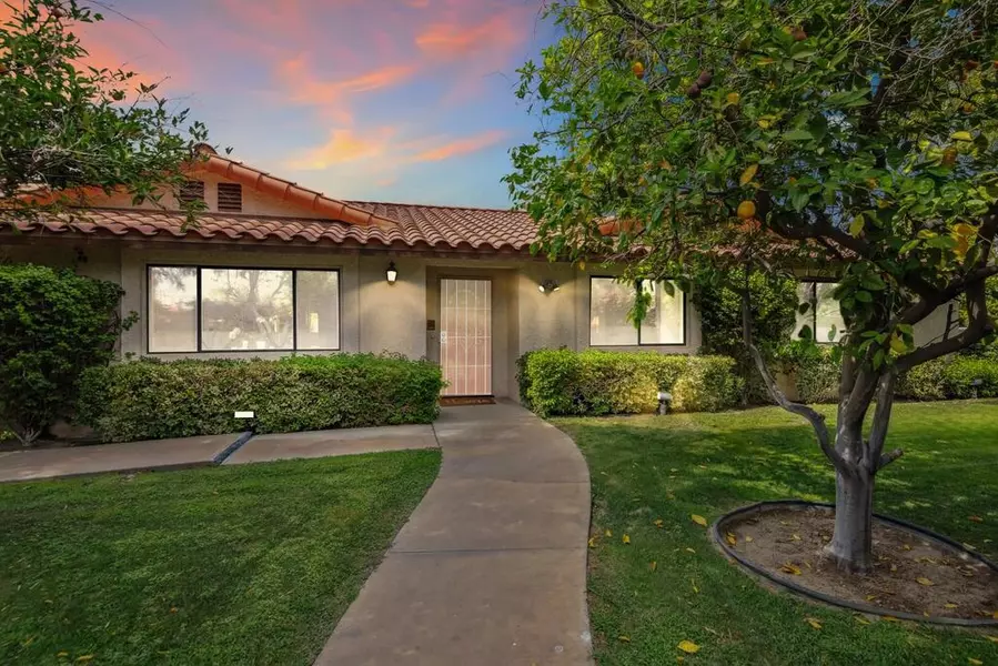 1366 E Verbena DR, Palm Springs, CA 92262
