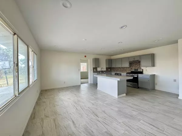 Yucca Valley, CA 92284,7421 Bannock TRL