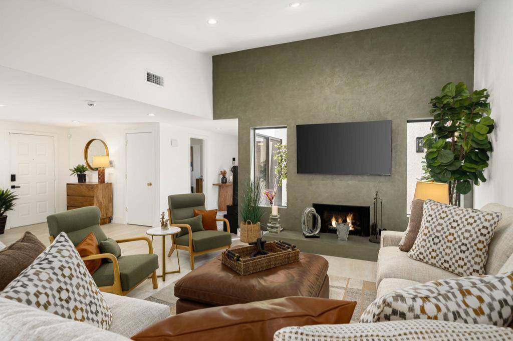 Palm Desert, CA 92260,99 Camino Arroyo PL