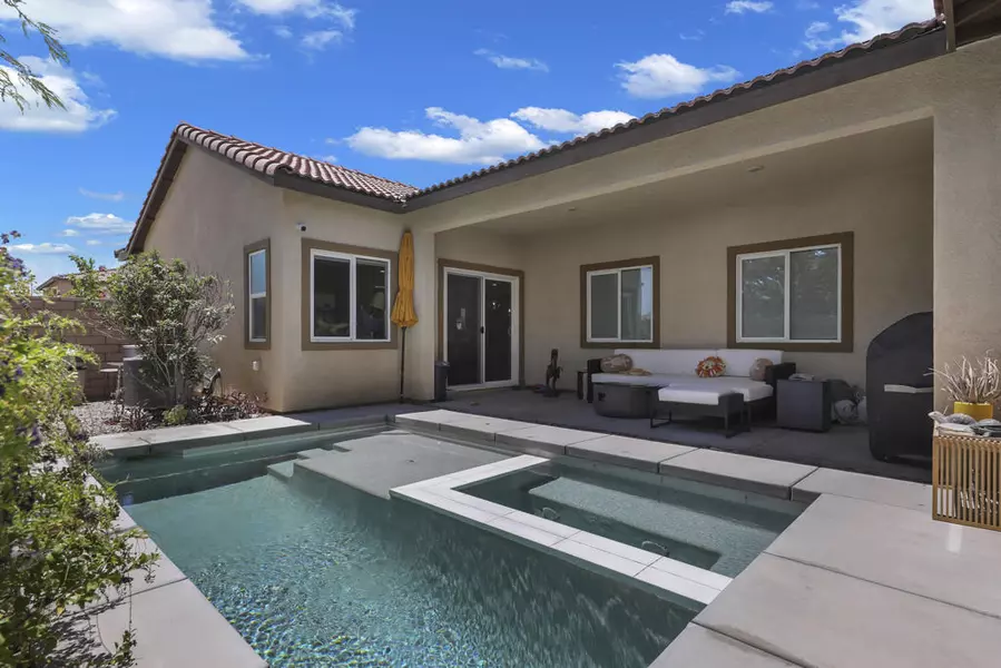 67458 Rio Largo RD, Cathedral City, CA 92234