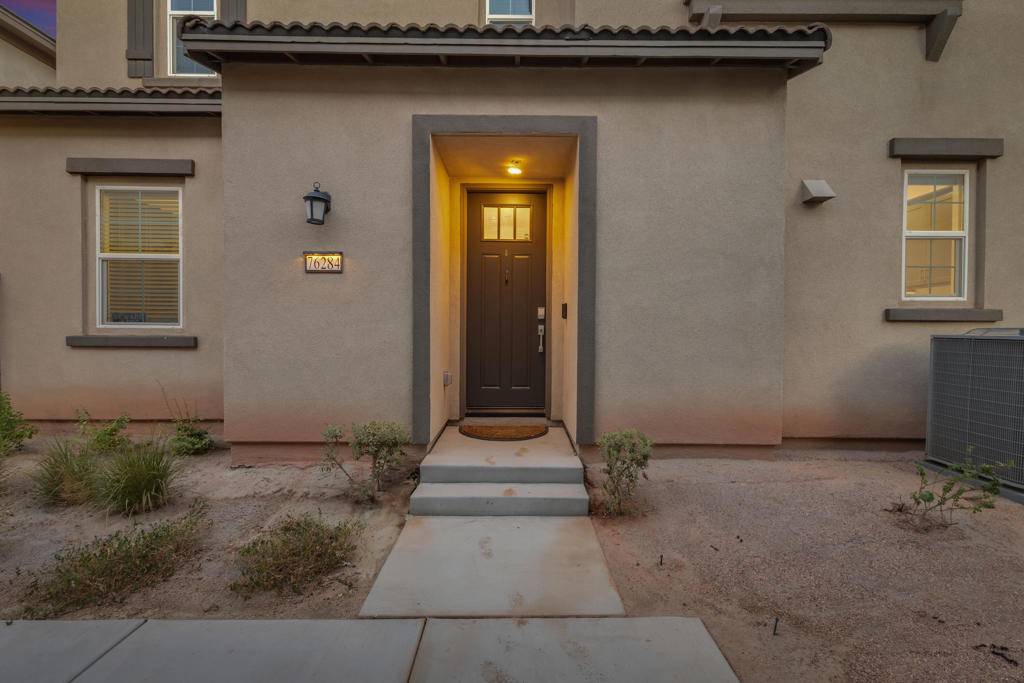 Palm Desert, CA 92211,76284 Yale WAY