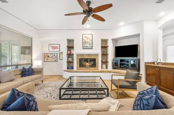 Indio, CA 92201,48548 Meandering Cloud ST
