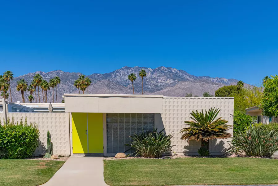 74 Lakeview DR, Palm Springs, CA 92264