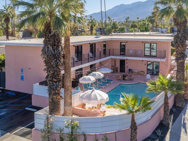 Palm Springs, CA 92264,1610 ViA Entrada