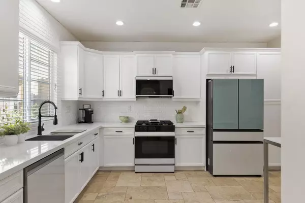 Palm Desert, CA 92211,436 Via De La Paz