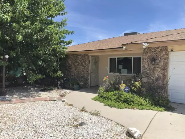 42153 Carnegie AVE, Hemet, CA 92544