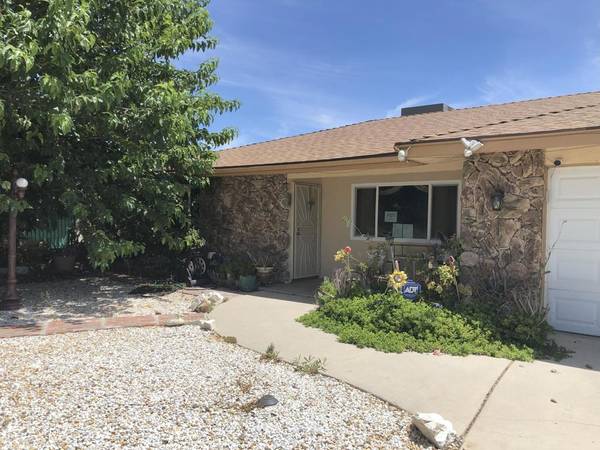 42153 Carnegie AVE, Hemet, CA 92544