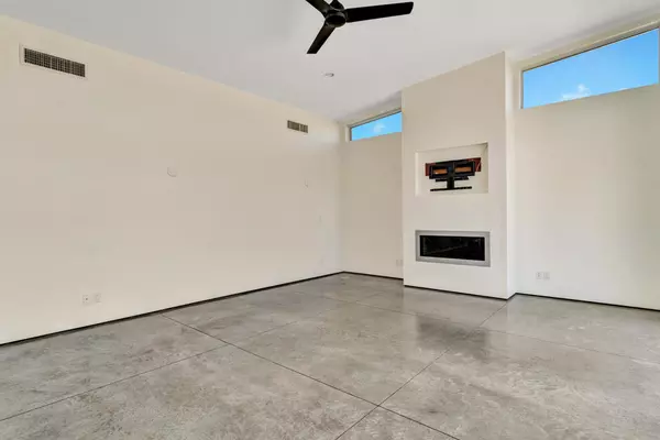 Palm Springs, CA 92262,2703 Alexander Club DR