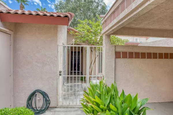 Indio, CA 92201,49210 Douglas Street ST