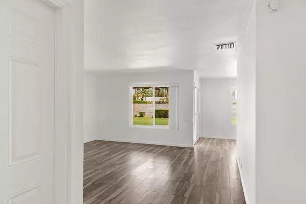 Palm Desert, CA 92260,74320 Primrose DR