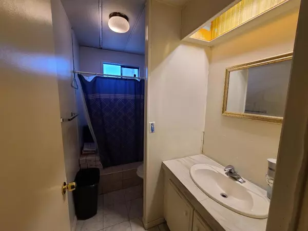 Mecca, CA 92254,70535 Salton View DR
