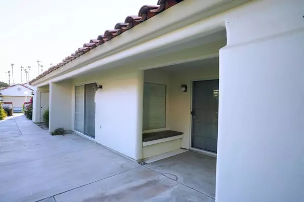 Palm Desert, CA 92211,43902 Via Palma