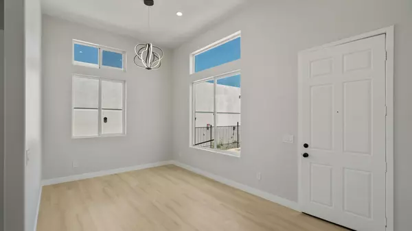Desert Hot Springs, CA 92241,67715 Broken Arrow LN