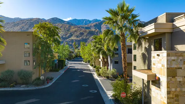Palm Springs, CA 92264,850 E Palm Canyon DR #205