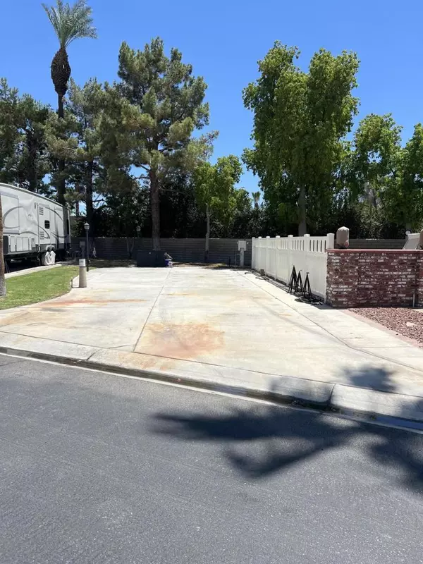 Cathedral City, CA 92234,69411 Ramon Rd #930