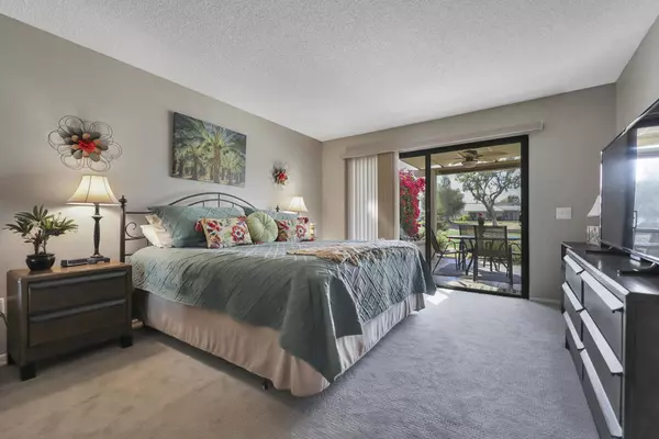 Palm Desert, CA 92211,77401 Preston TRL